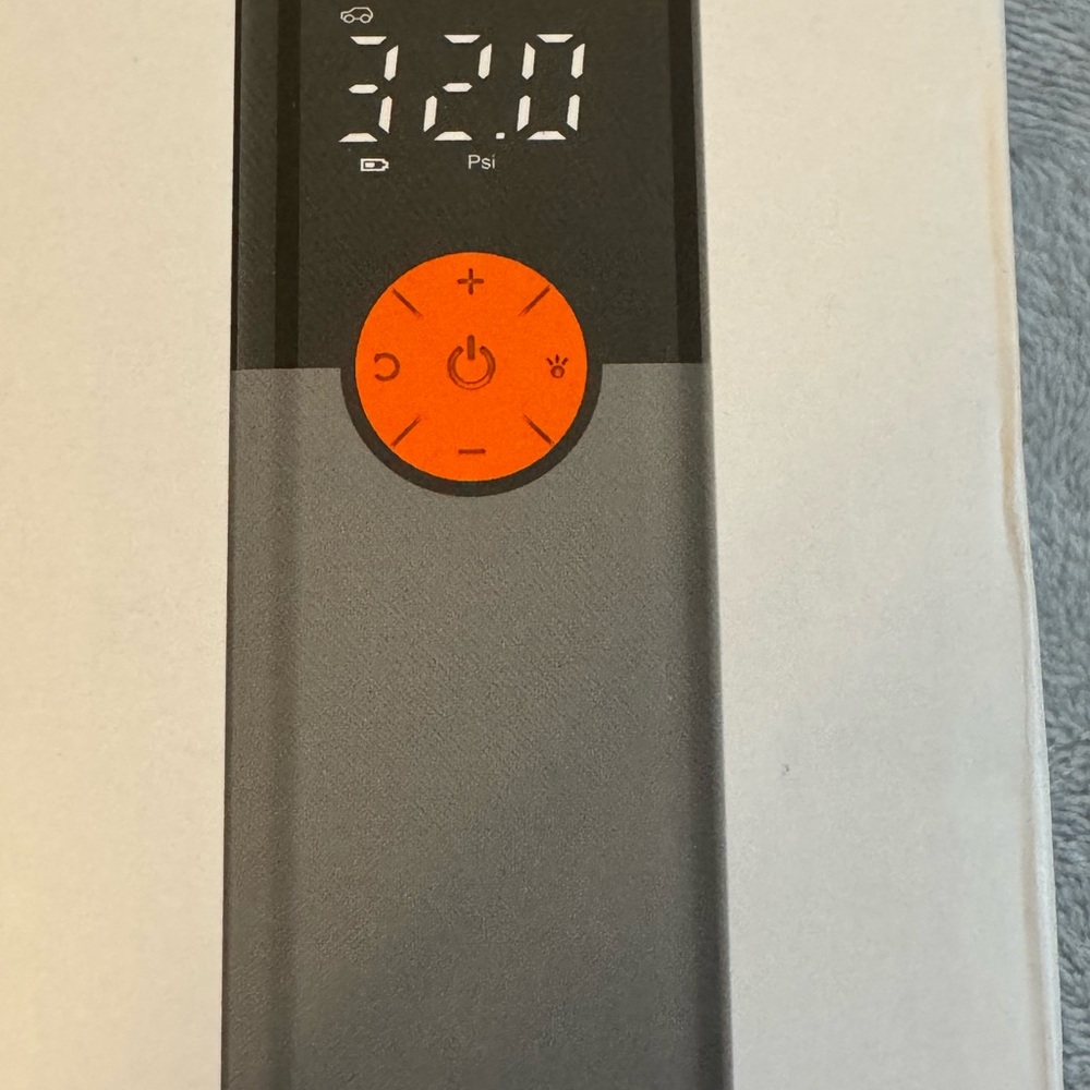Compact cordless digital tire inflator control panel. Easy to use & portable.